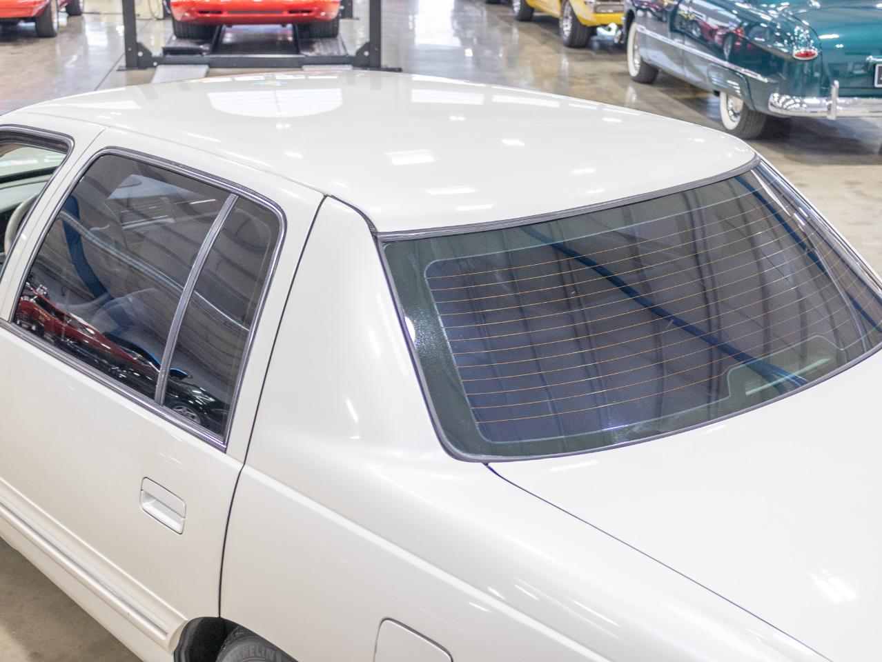 Cadillac DeVille  1998