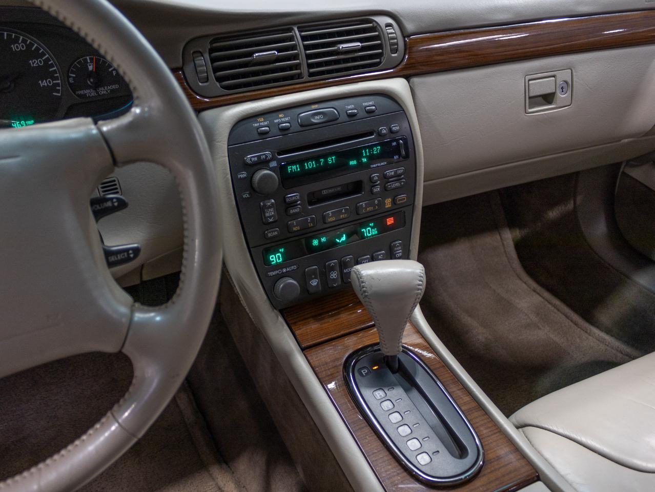 Cadillac DeVille  1998