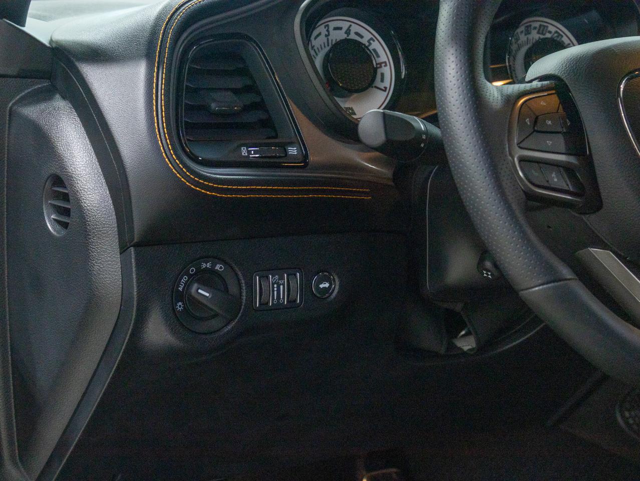 Dodge Challenger  2023