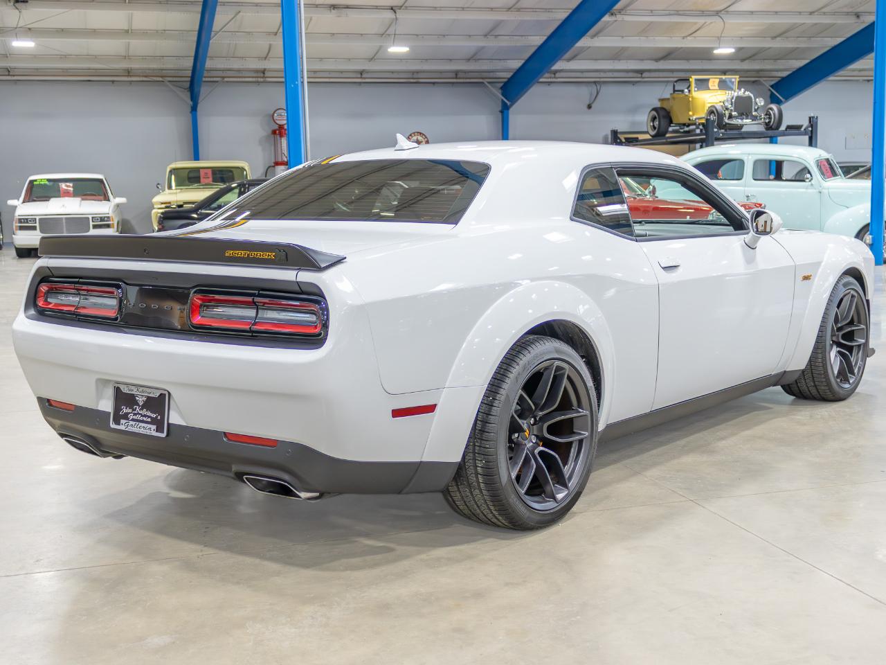 Dodge Challenger  2023