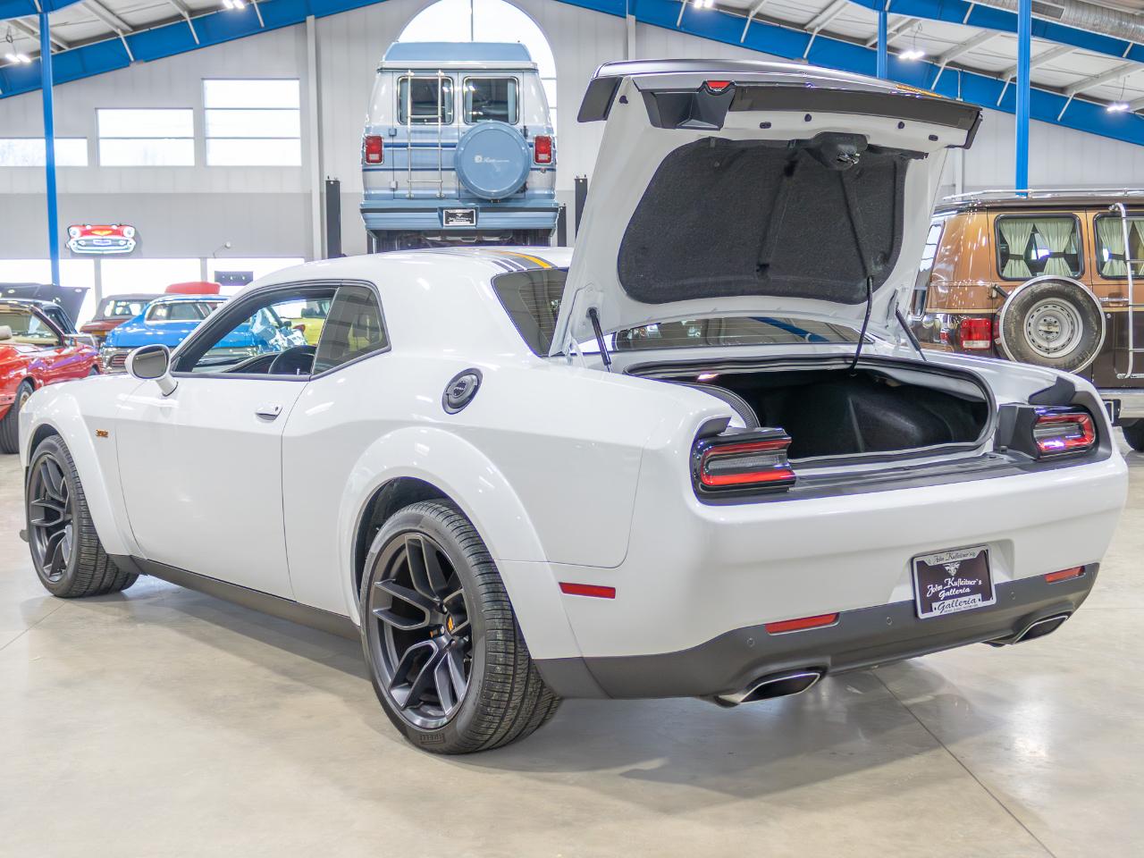 Dodge Challenger  2023