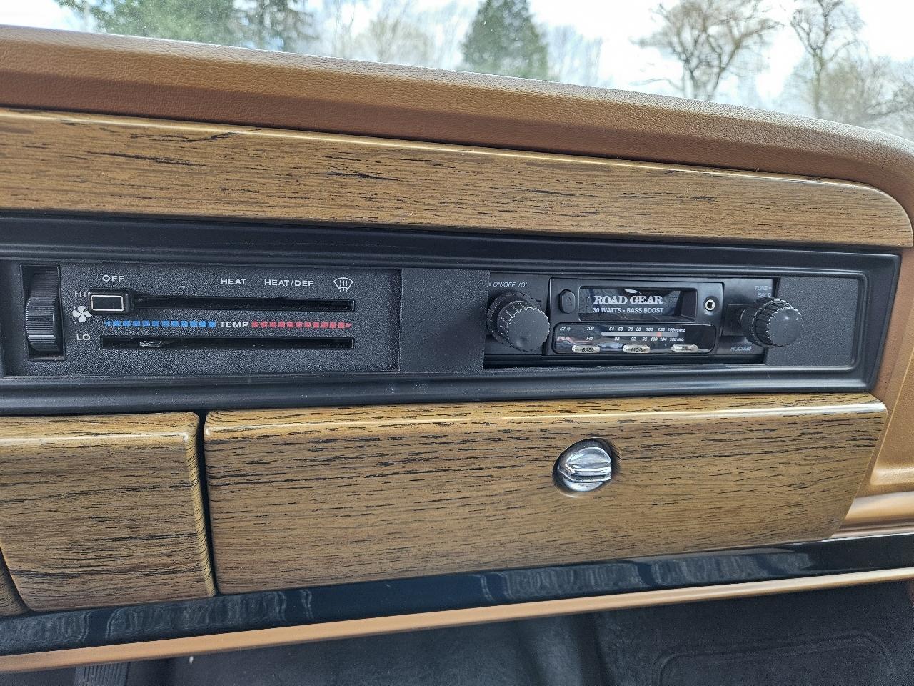 Jeep Pickup 4WD  1986