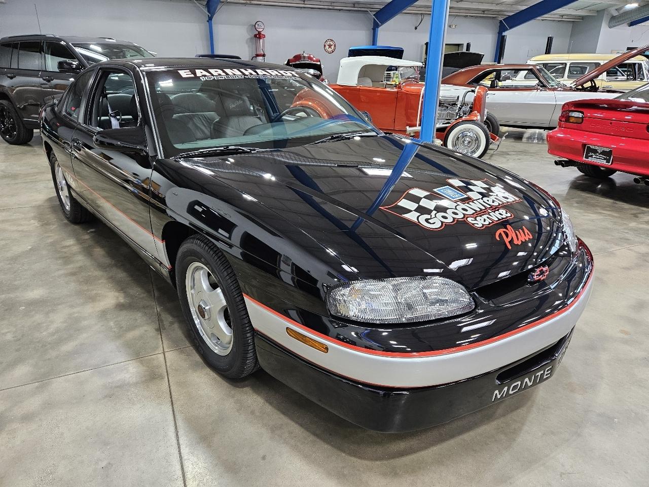 Chevrolet Monte Carlo  1998