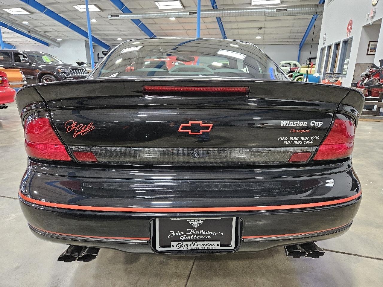 Chevrolet Monte Carlo  1998