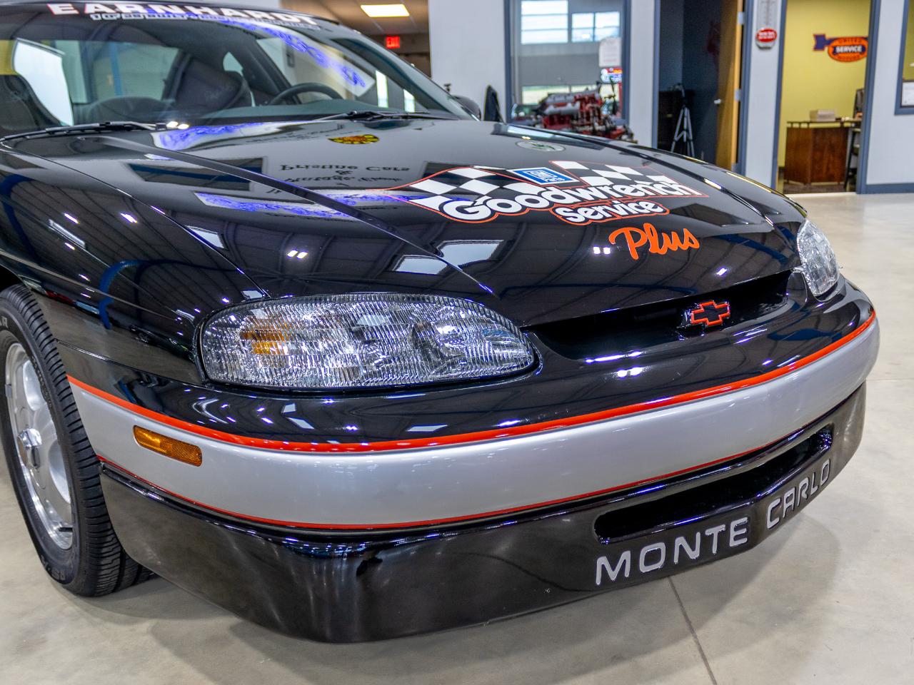 Chevrolet Monte Carlo  1998