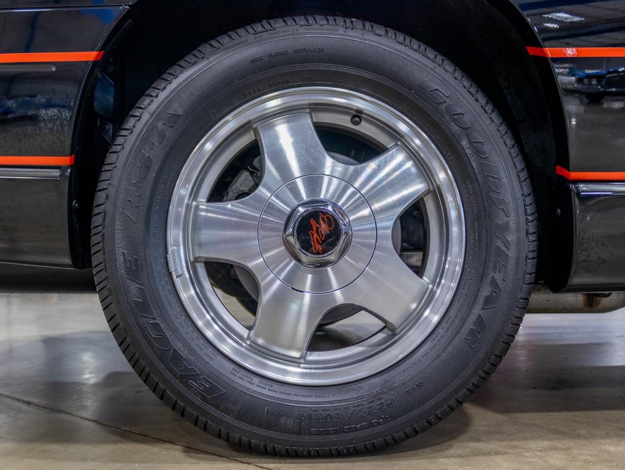 Chevrolet Monte Carlo  1998