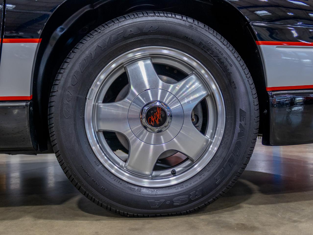 Chevrolet Monte Carlo  1998