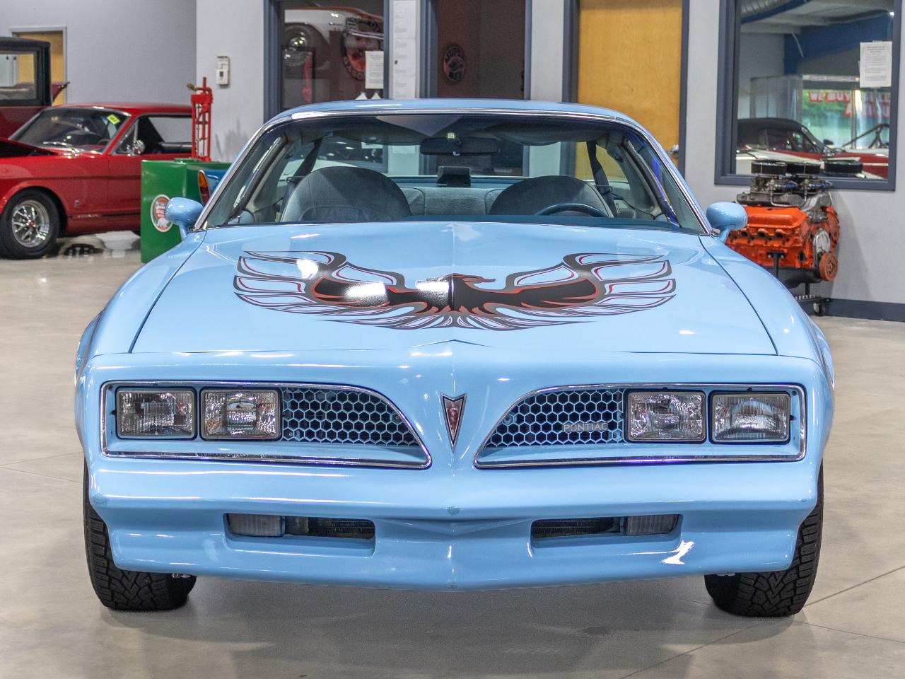 Pontiac Firebird  1977