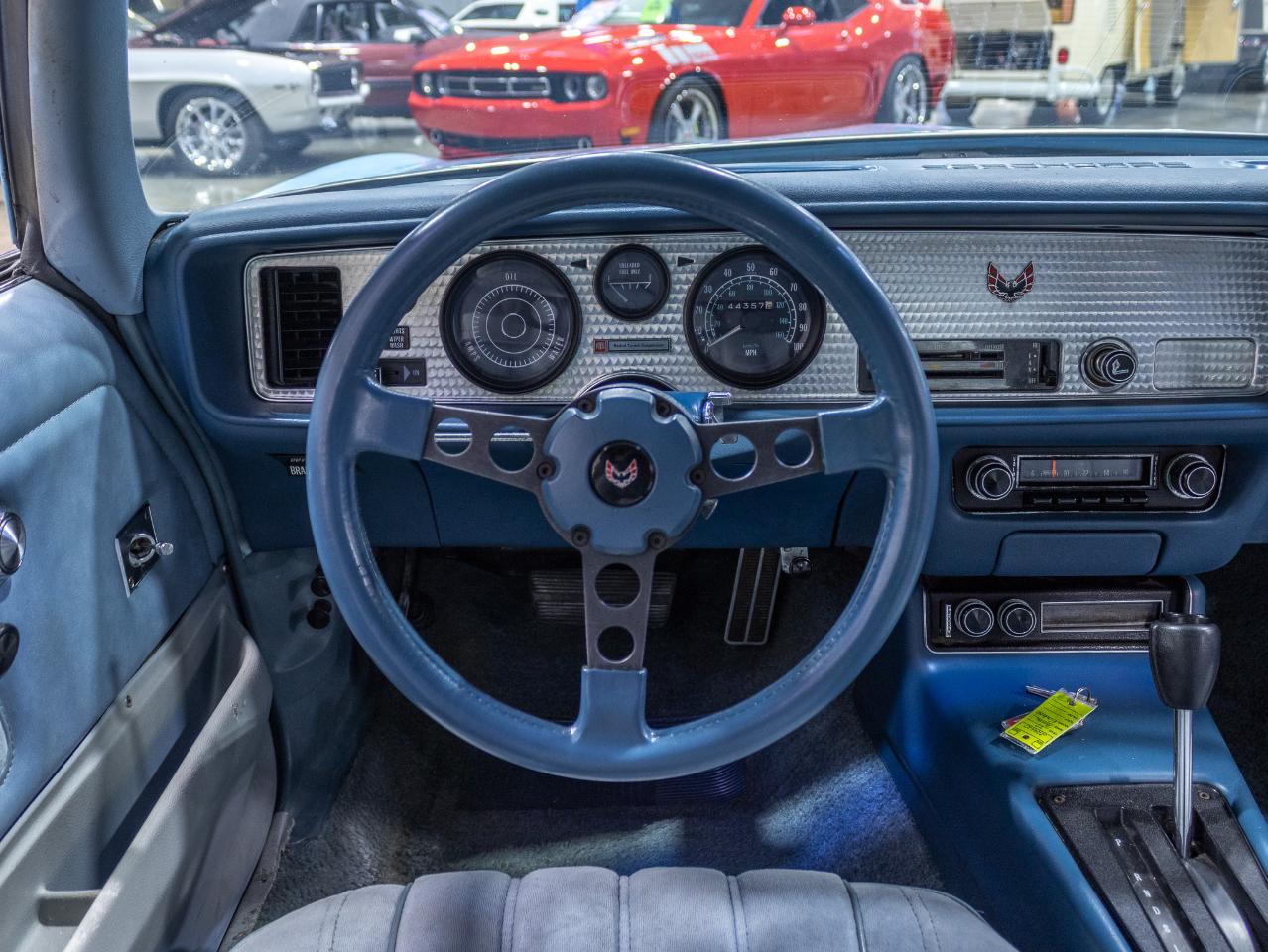 Pontiac Firebird  1977