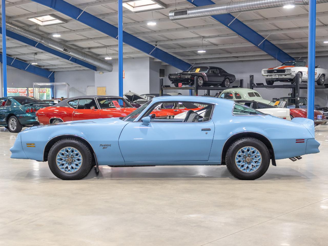 Pontiac Firebird  1977