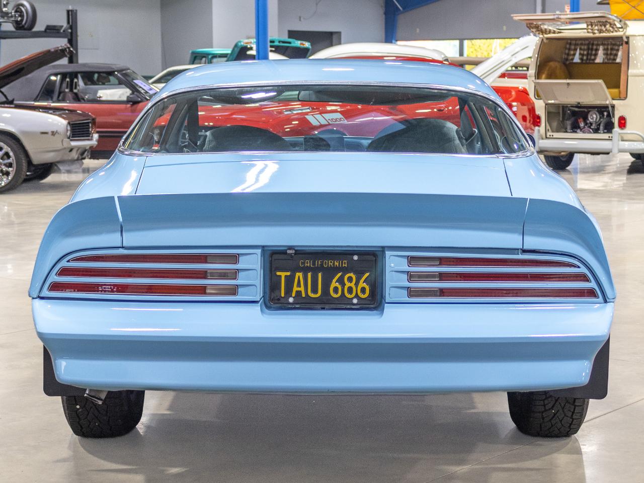 Pontiac Firebird  1977