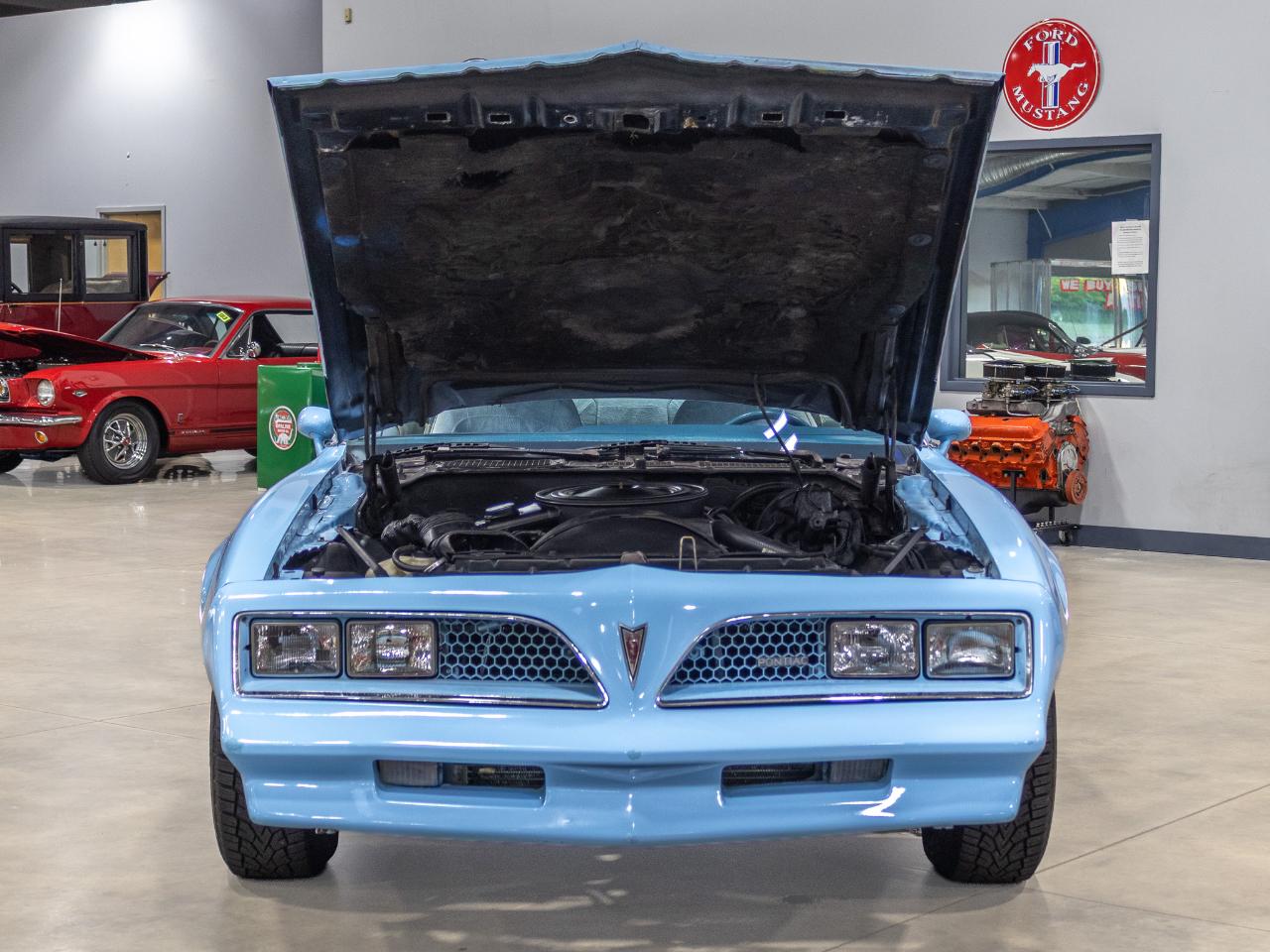 Pontiac Firebird  1977