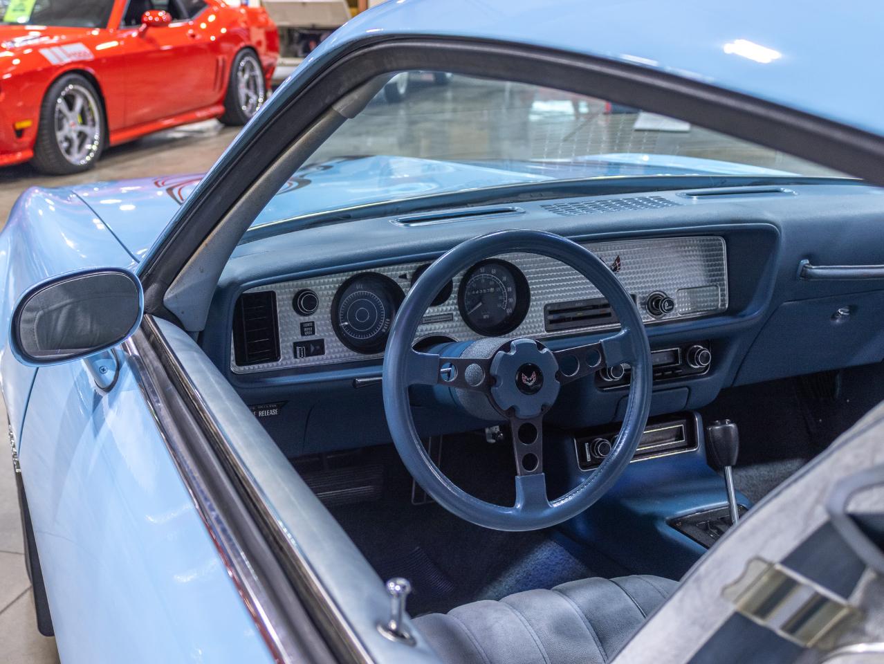 Pontiac Firebird  1977