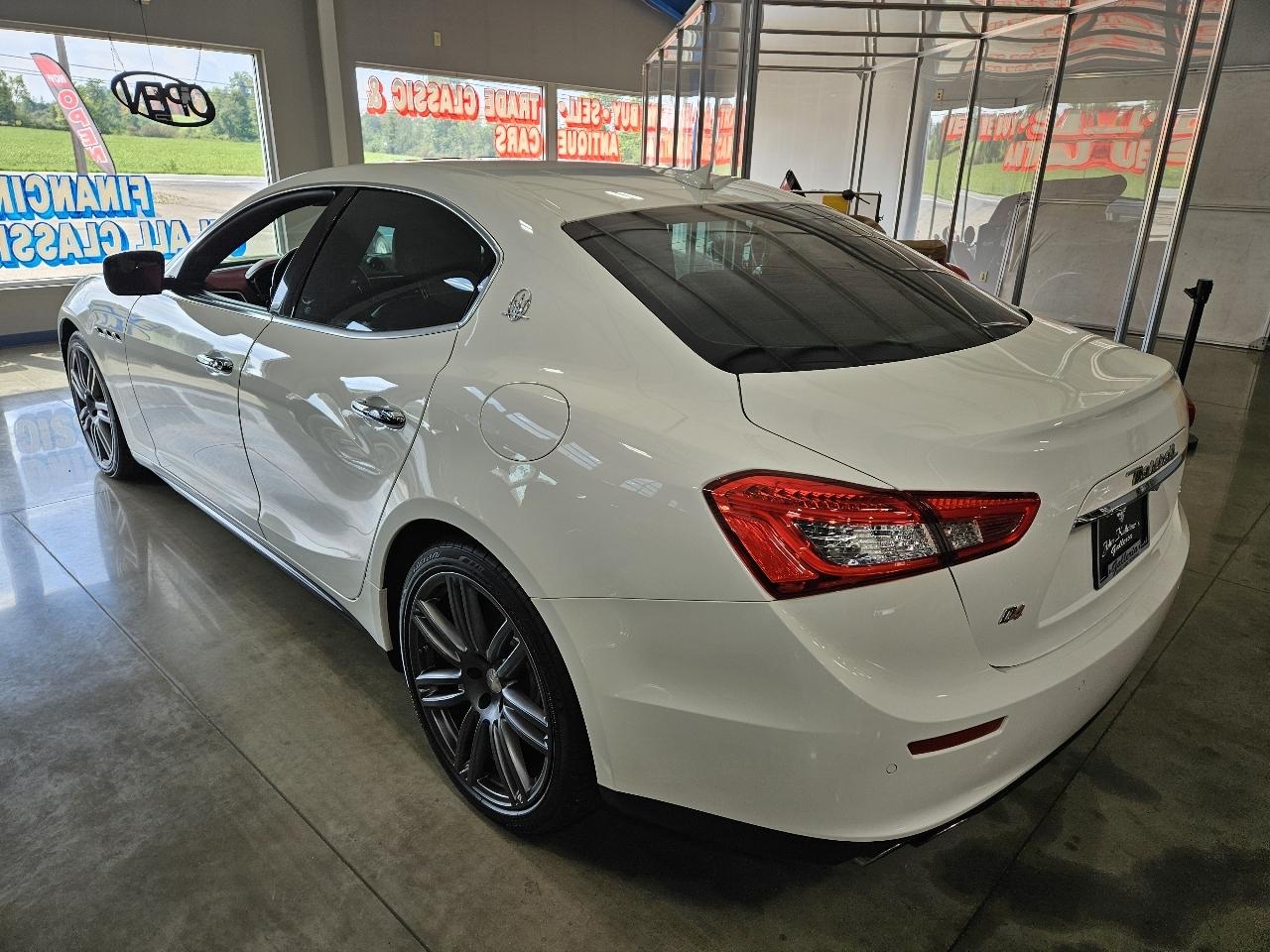 Maserati Ghibli 4dr Sdn S Q4 2015