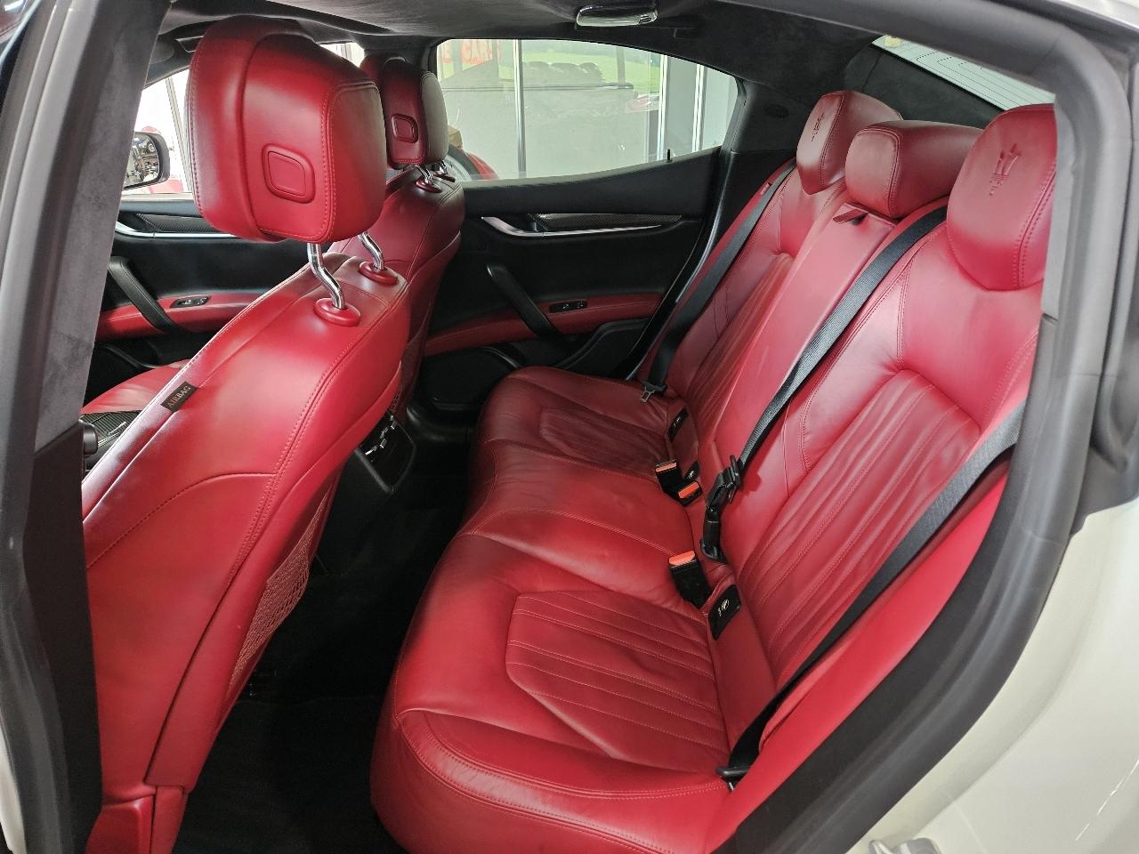 Maserati Ghibli 4dr Sdn S Q4 2015