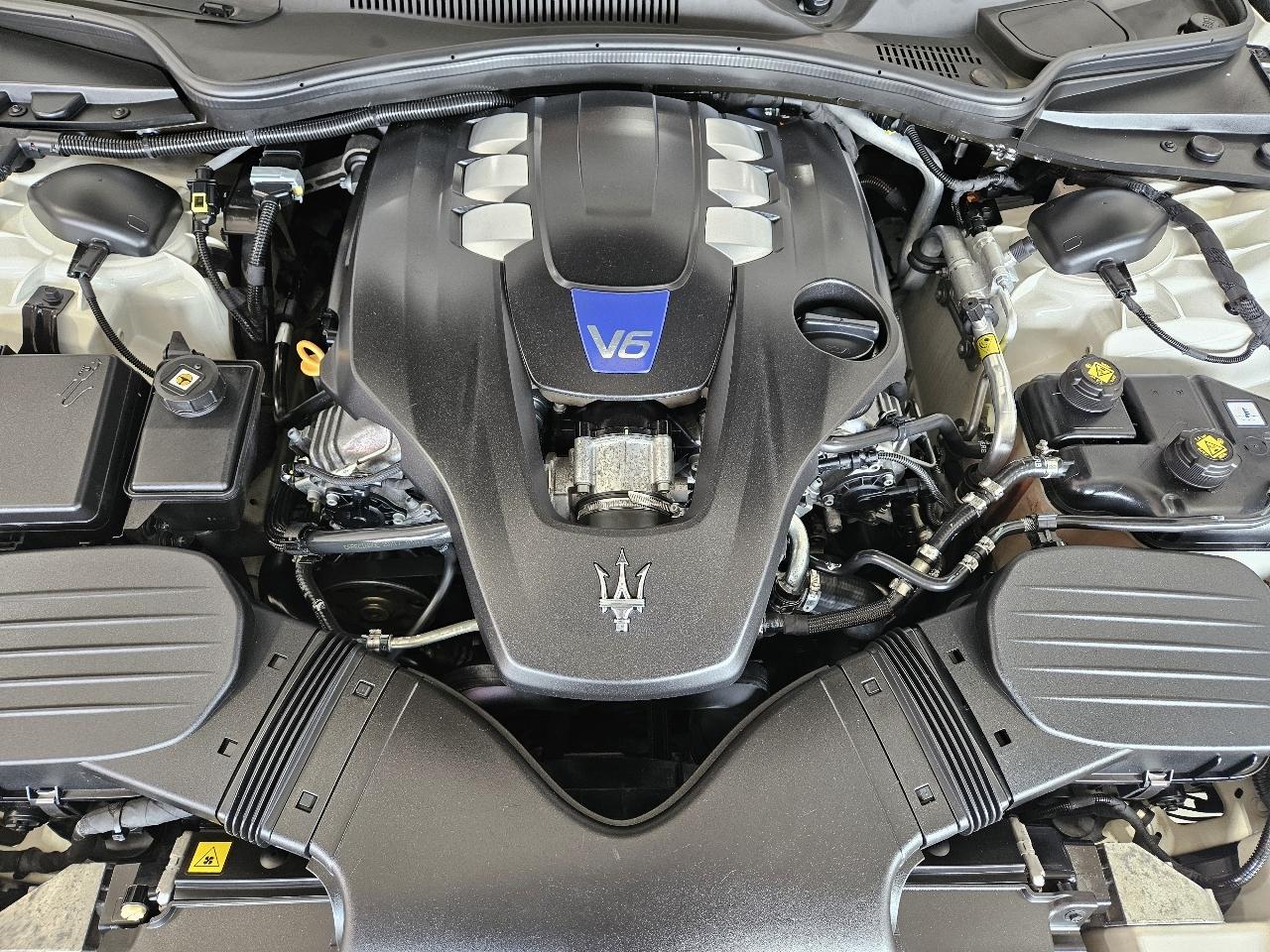 Maserati Ghibli 4dr Sdn S Q4 2015