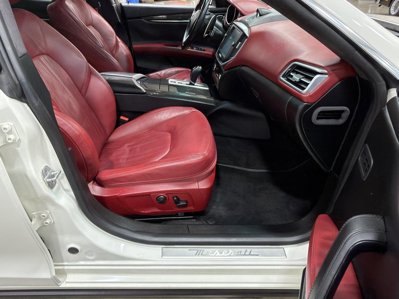 2015 Maserati Ghibli S - Photo 31