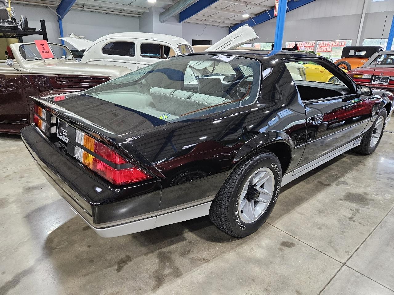 Chevrolet Camaro Z28 1984