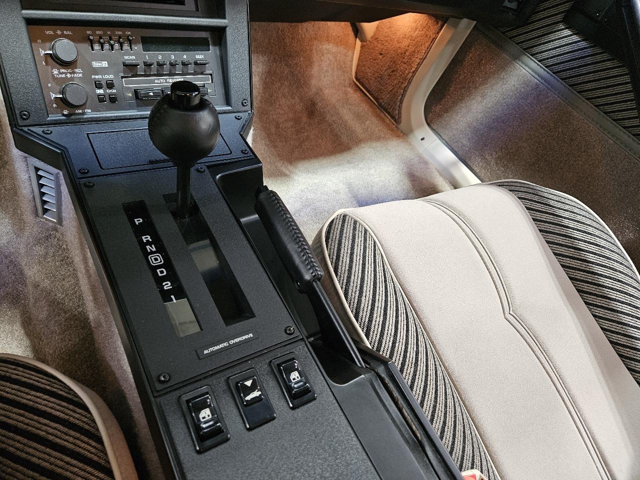 Chevrolet Camaro Z28 1984