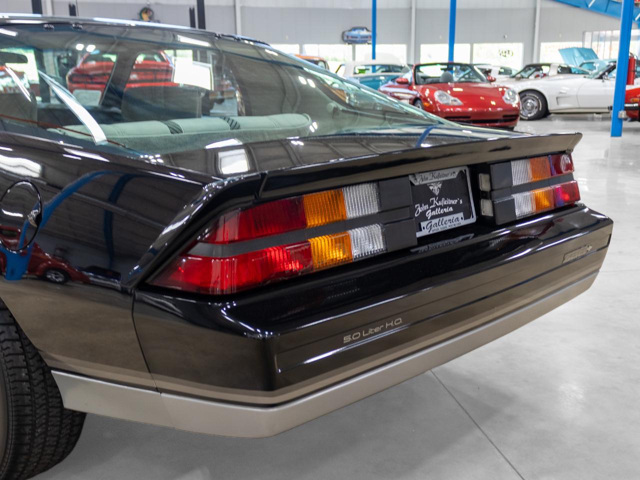 Chevrolet Camaro Z28 1984
