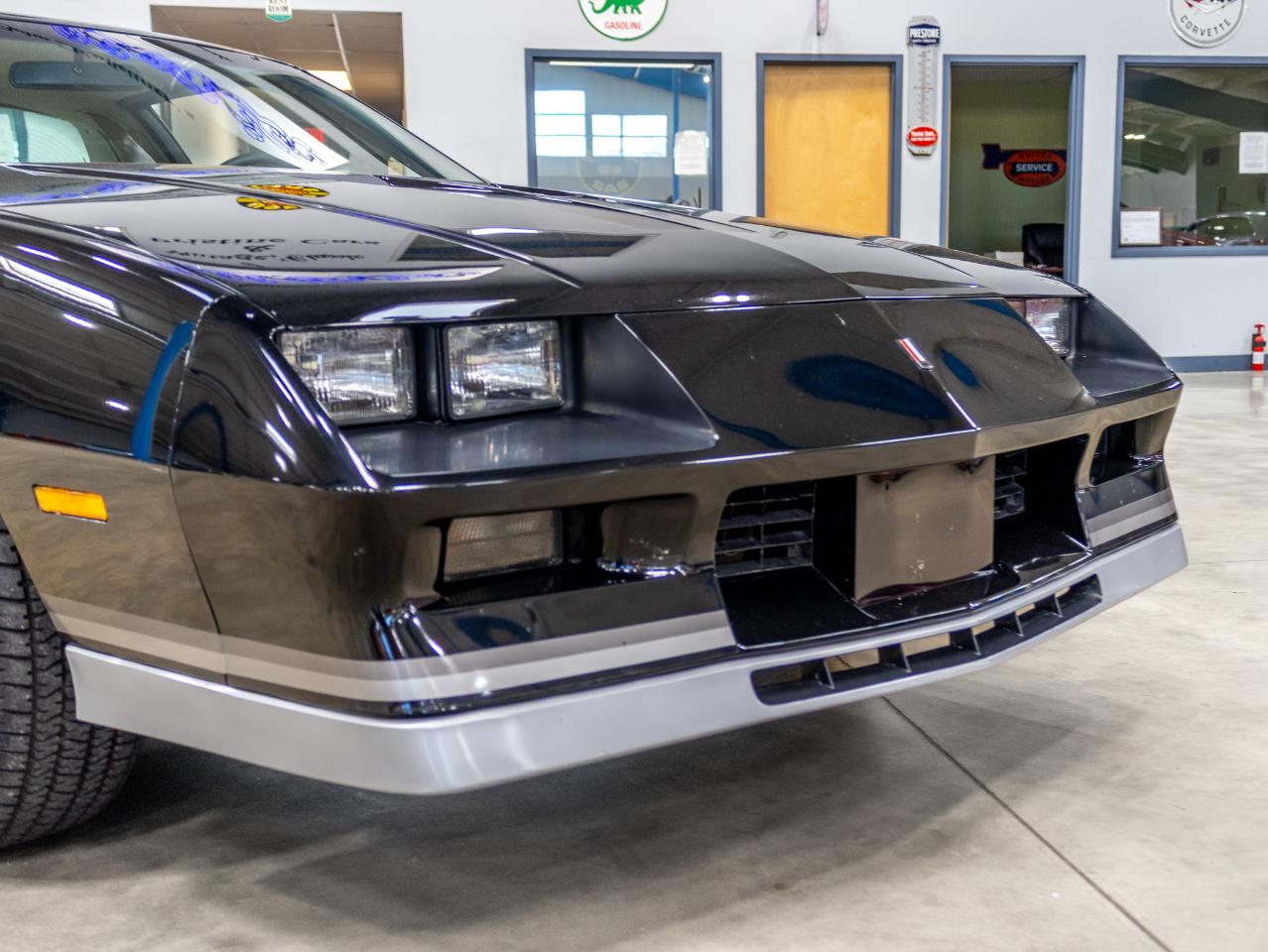 Chevrolet Camaro Z28 1984