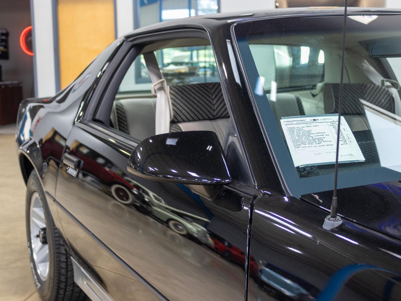 Chevrolet Camaro Z28 1984