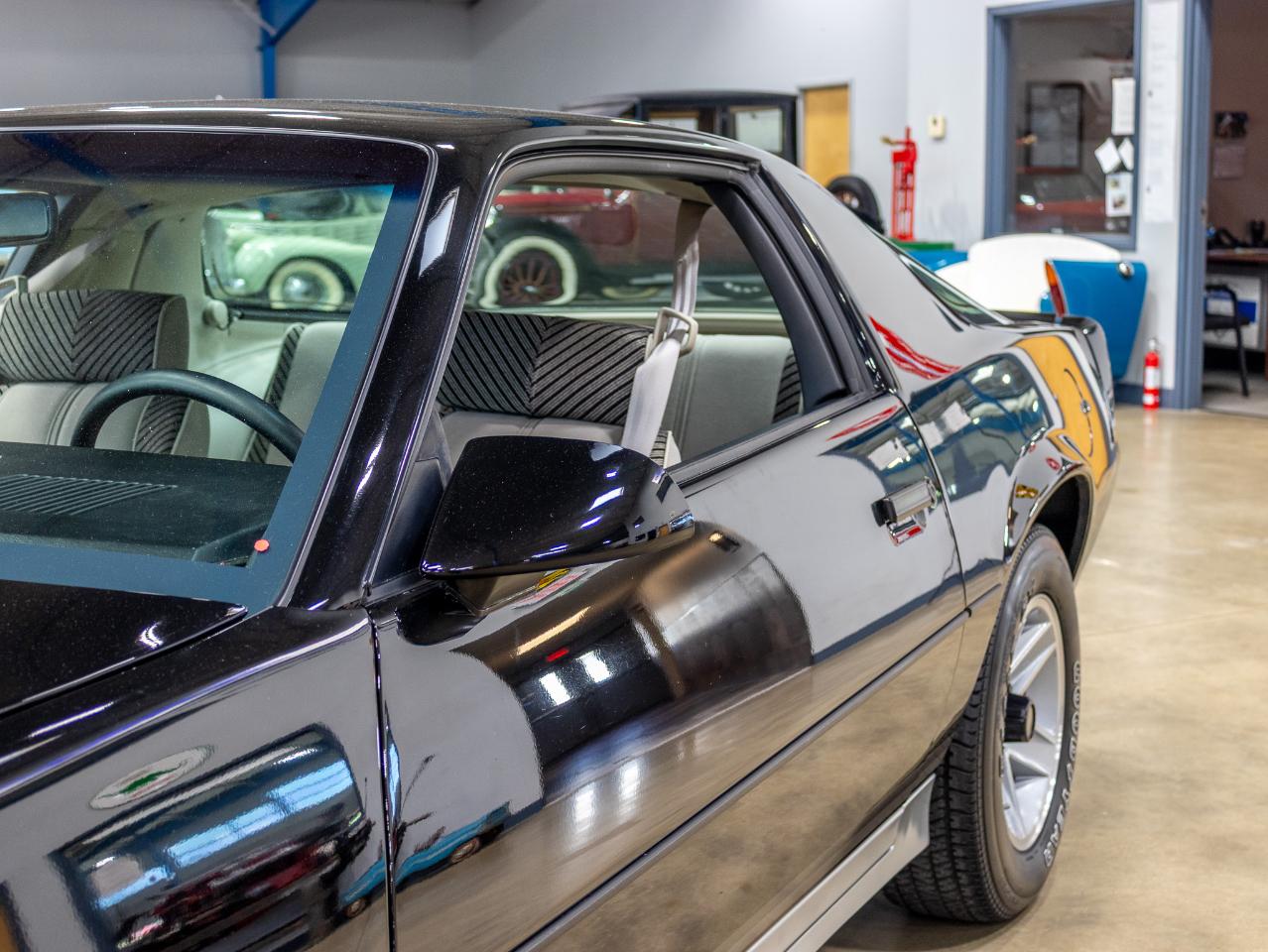Chevrolet Camaro Z28 1984
