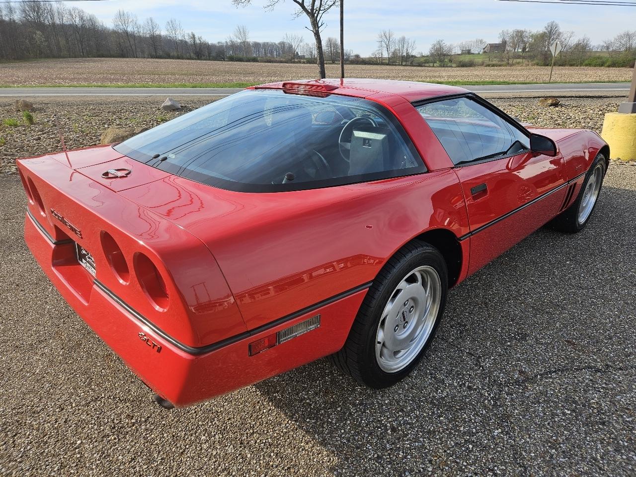 Chevrolet Corvette  1989