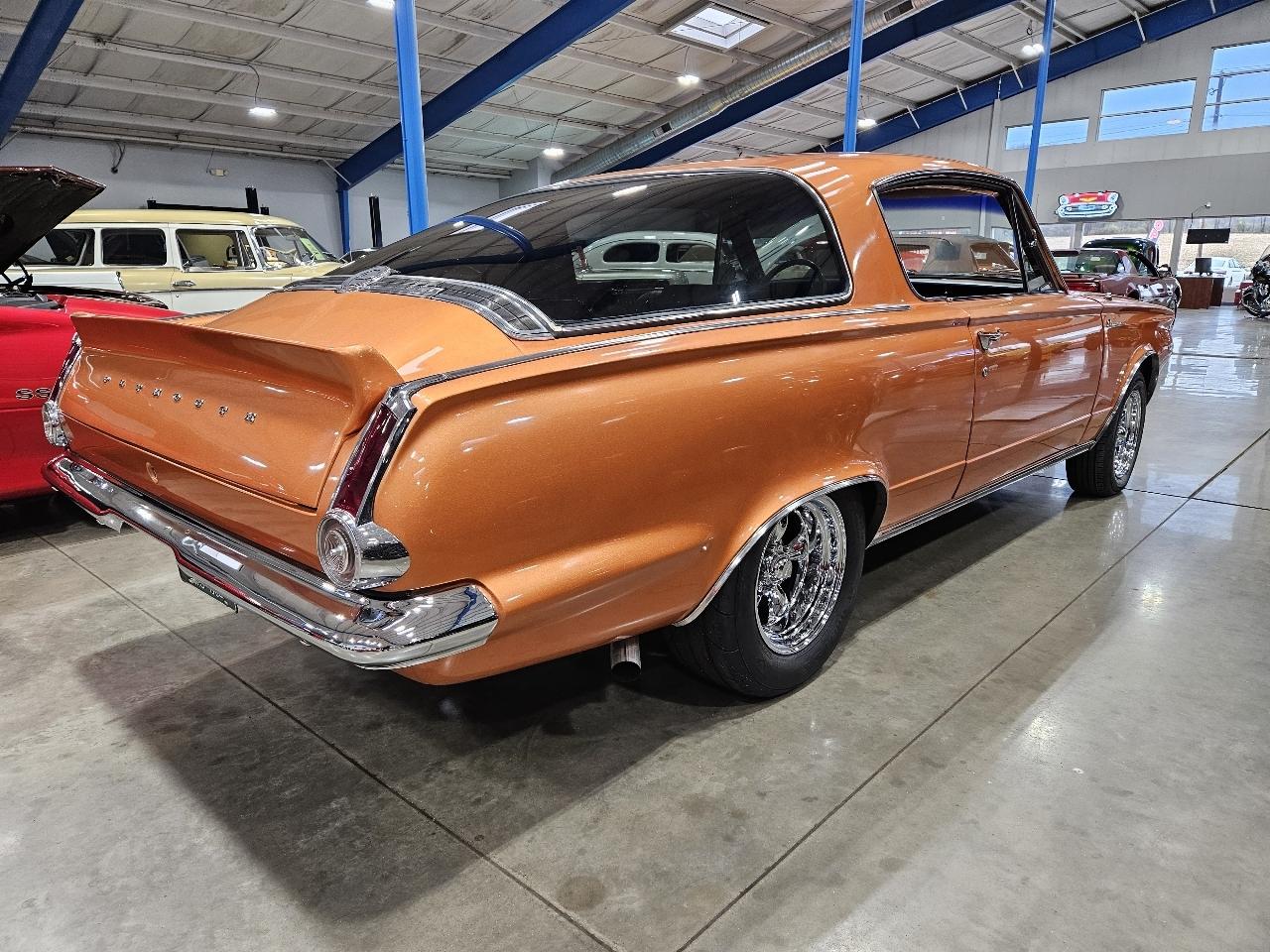 Plymouth Barracuda  1964