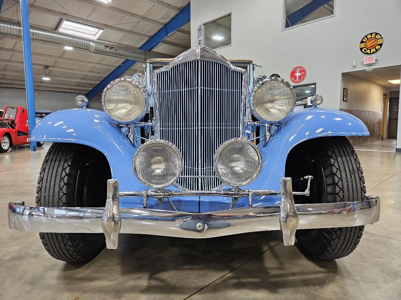 Packard Deluxe 8  1932
