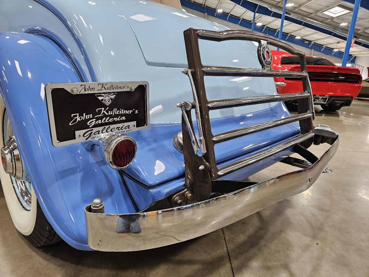 Packard Deluxe 8  1932