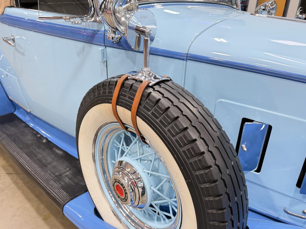 Packard Standard Eight  1932