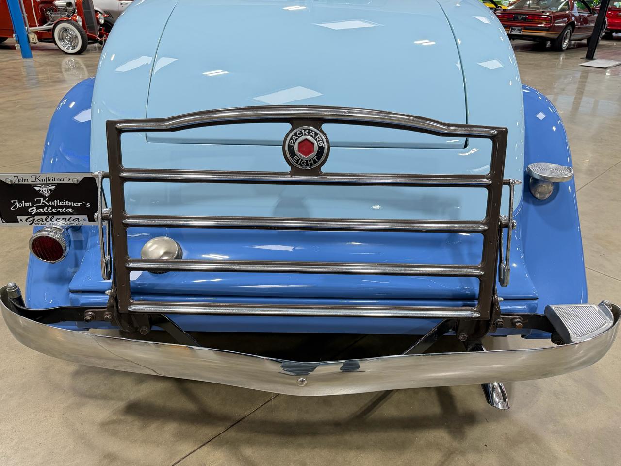 Packard Standard Eight  1932