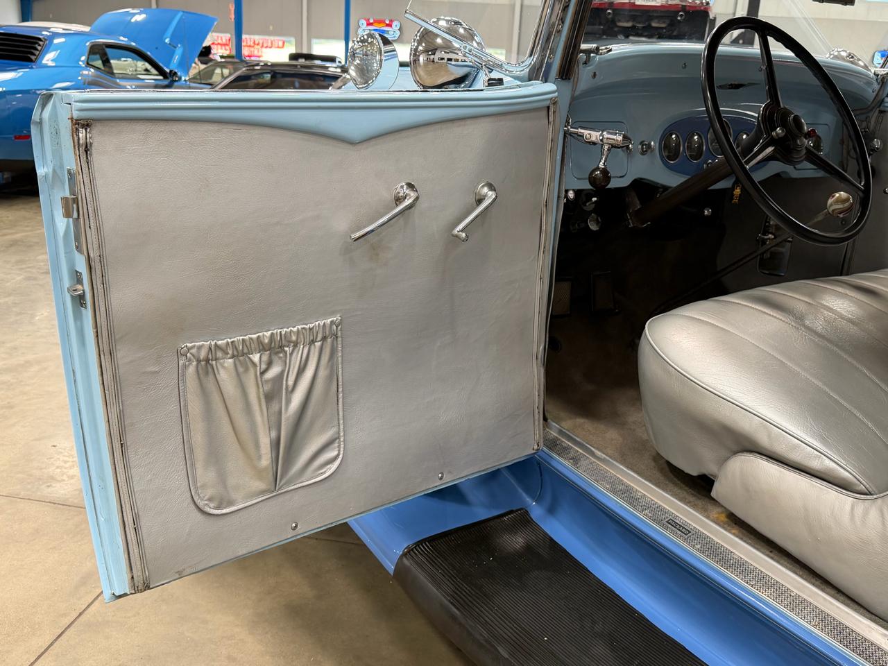 Packard Standard Eight  1932