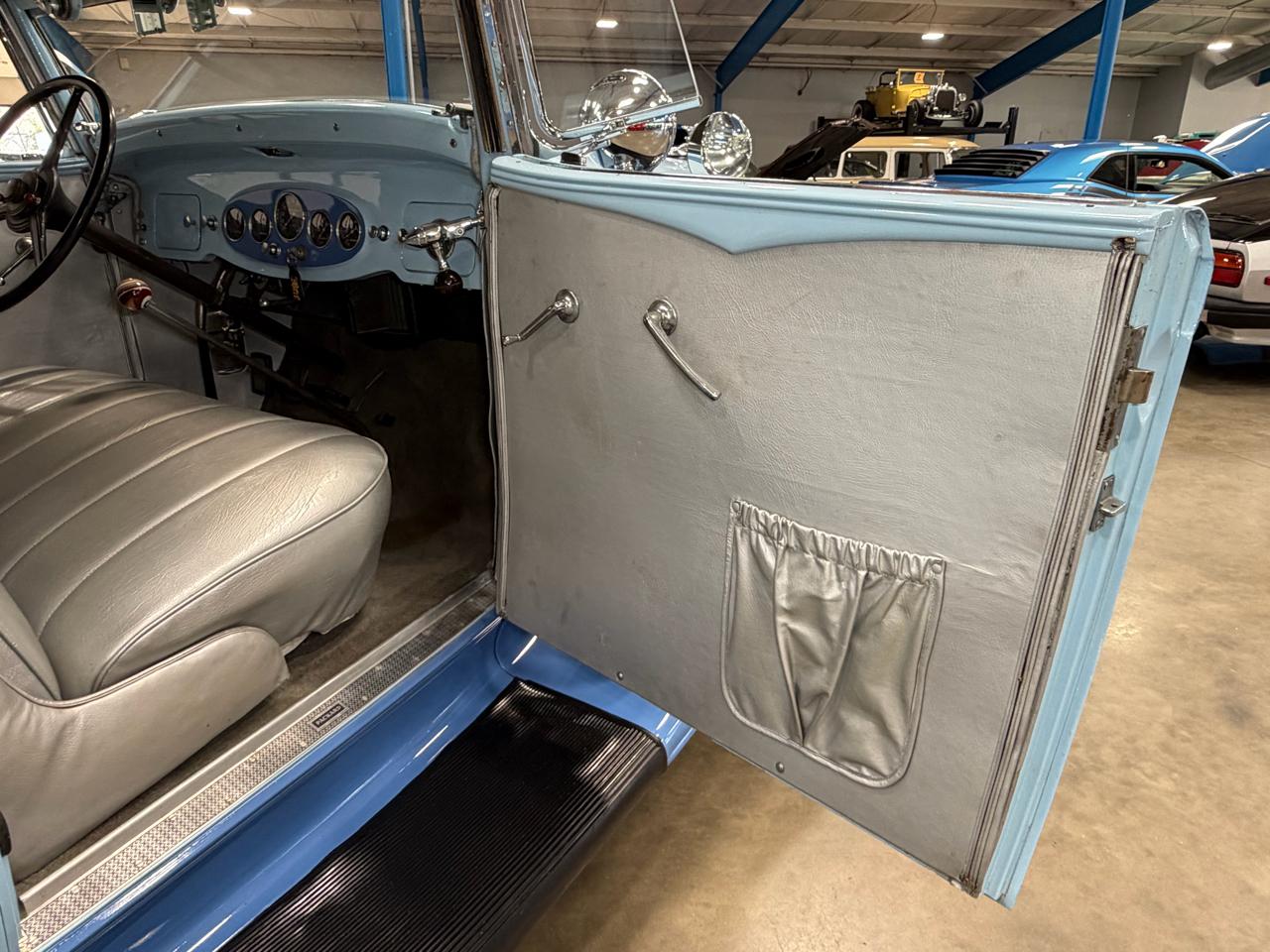 Packard Standard Eight  1932