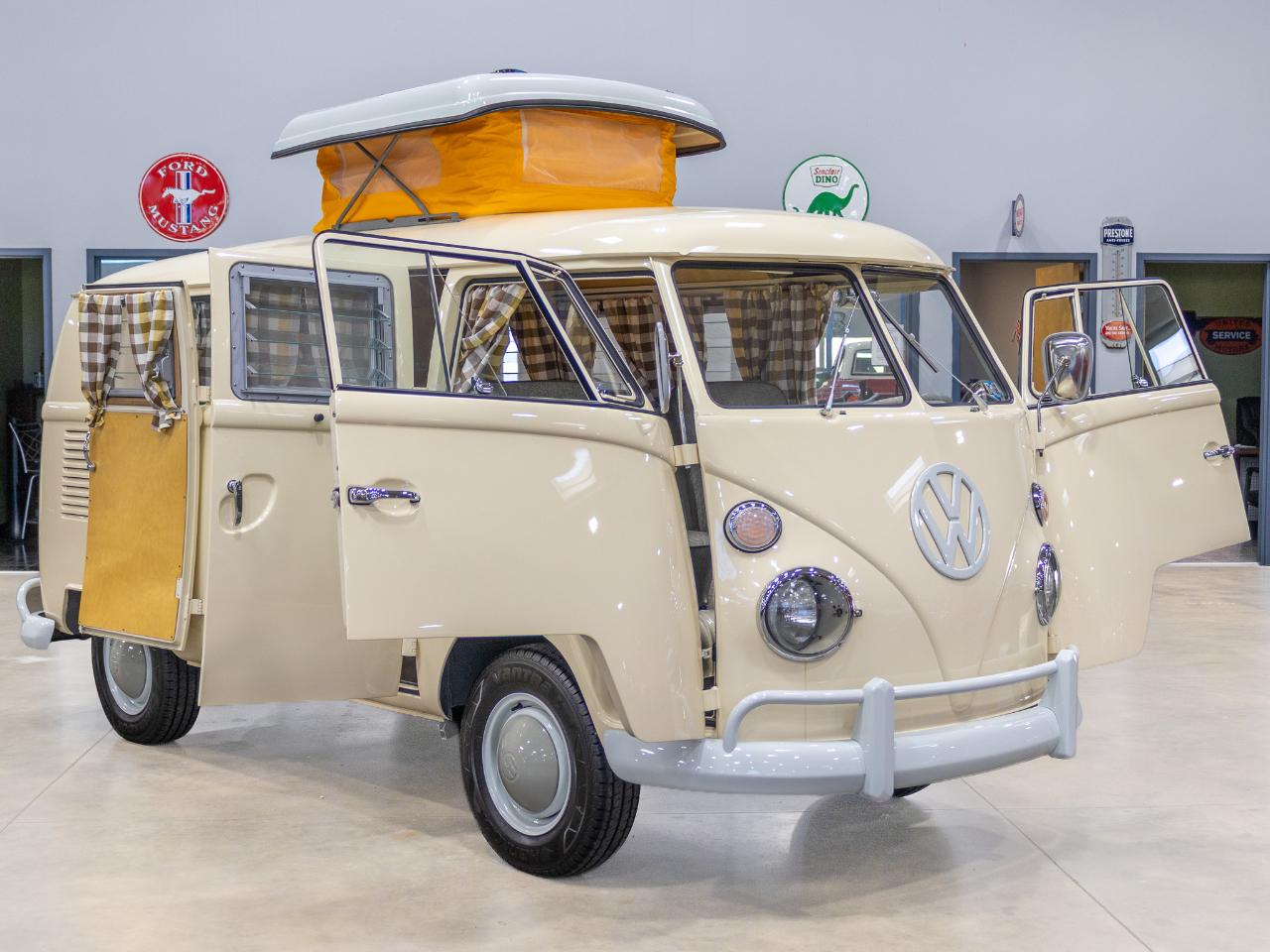 Volkswagen Westfalia Camper  1967