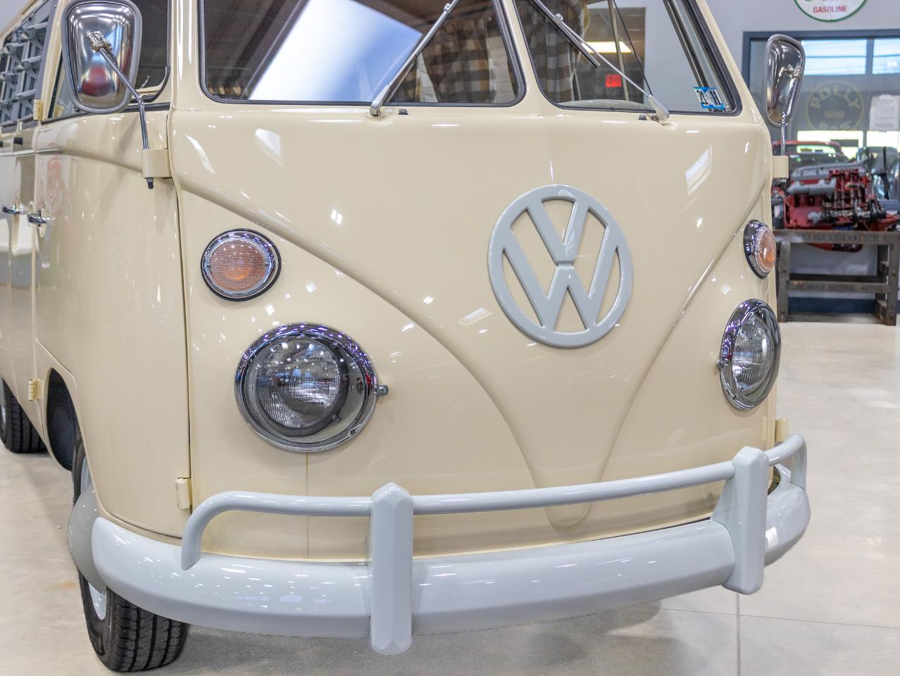 Volkswagen Westfalia Camper  1967