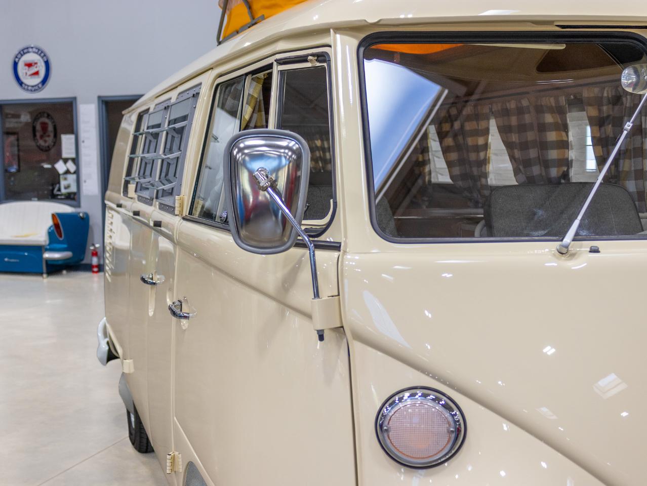 Volkswagen Westfalia Camper  1967