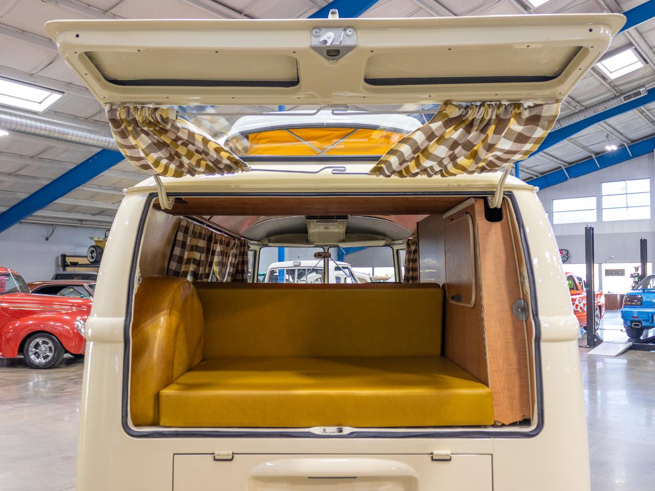 Volkswagen Westfalia Camper  1967