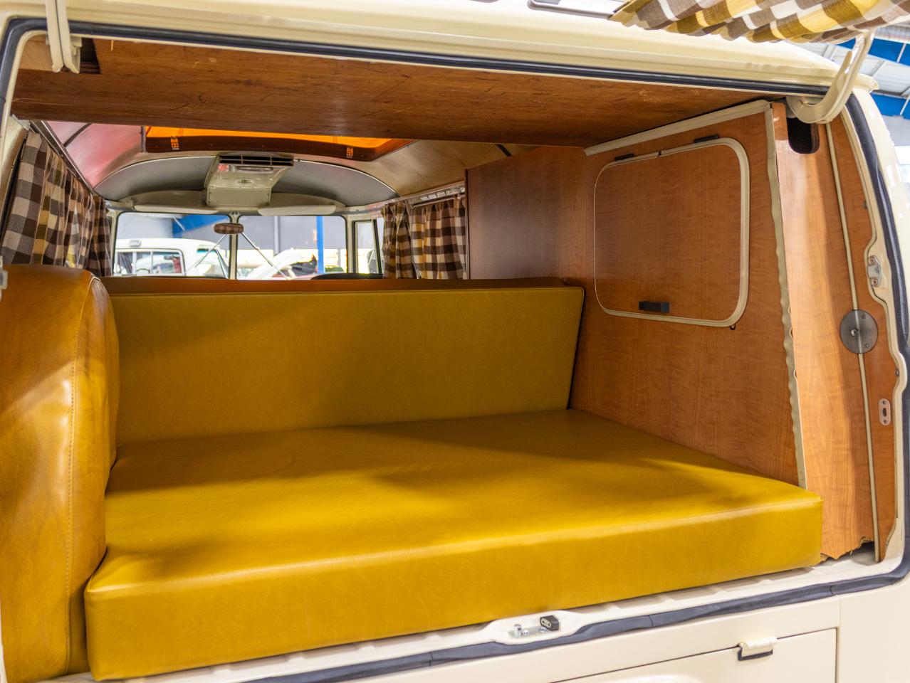 Volkswagen Westfalia Camper  1967