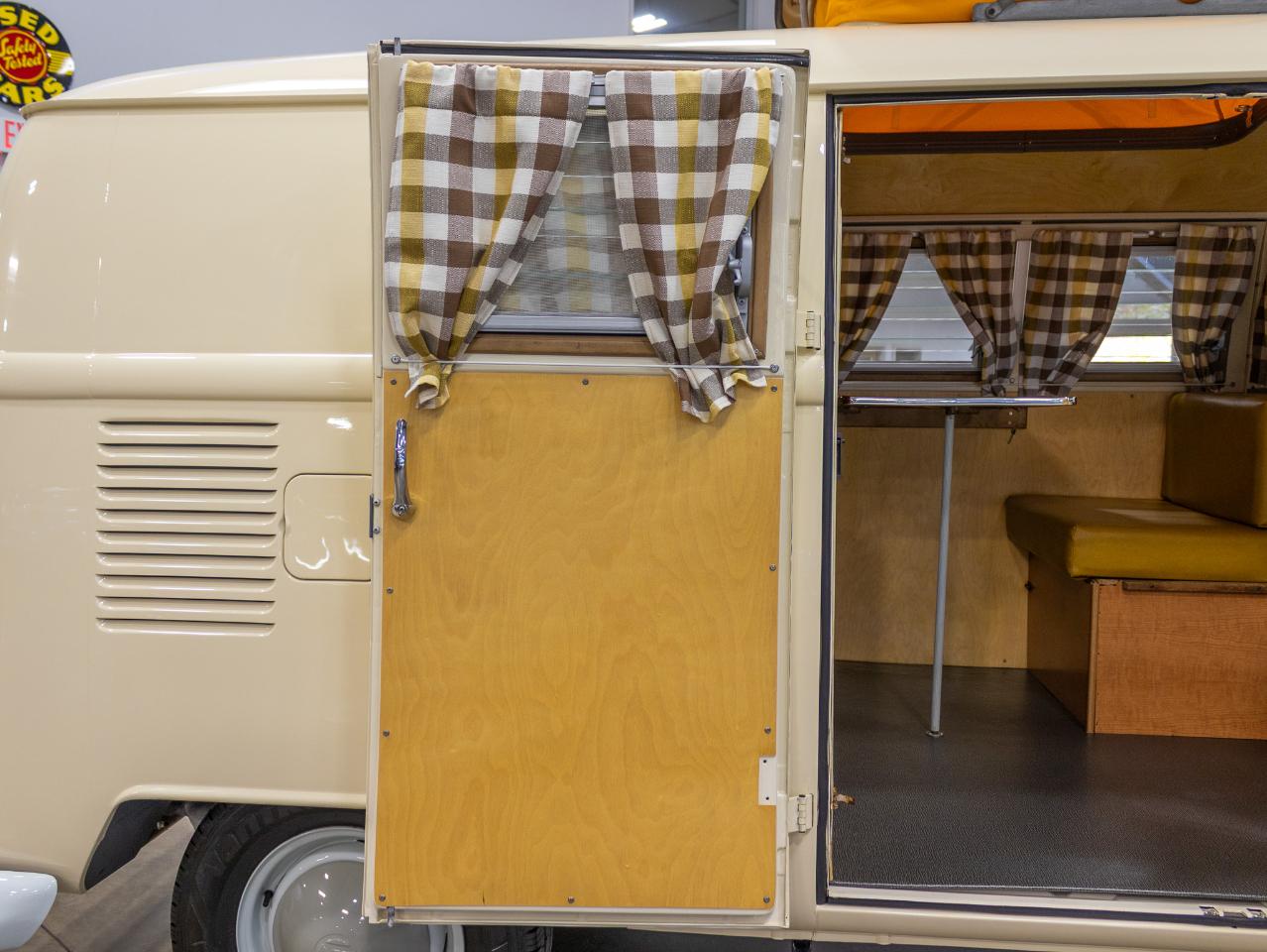 Volkswagen Westfalia Camper  1967