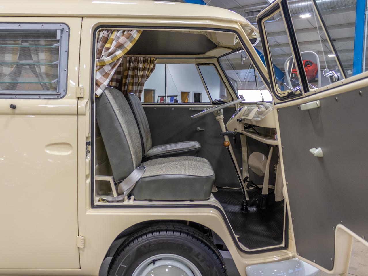 Volkswagen Westfalia Camper  1967