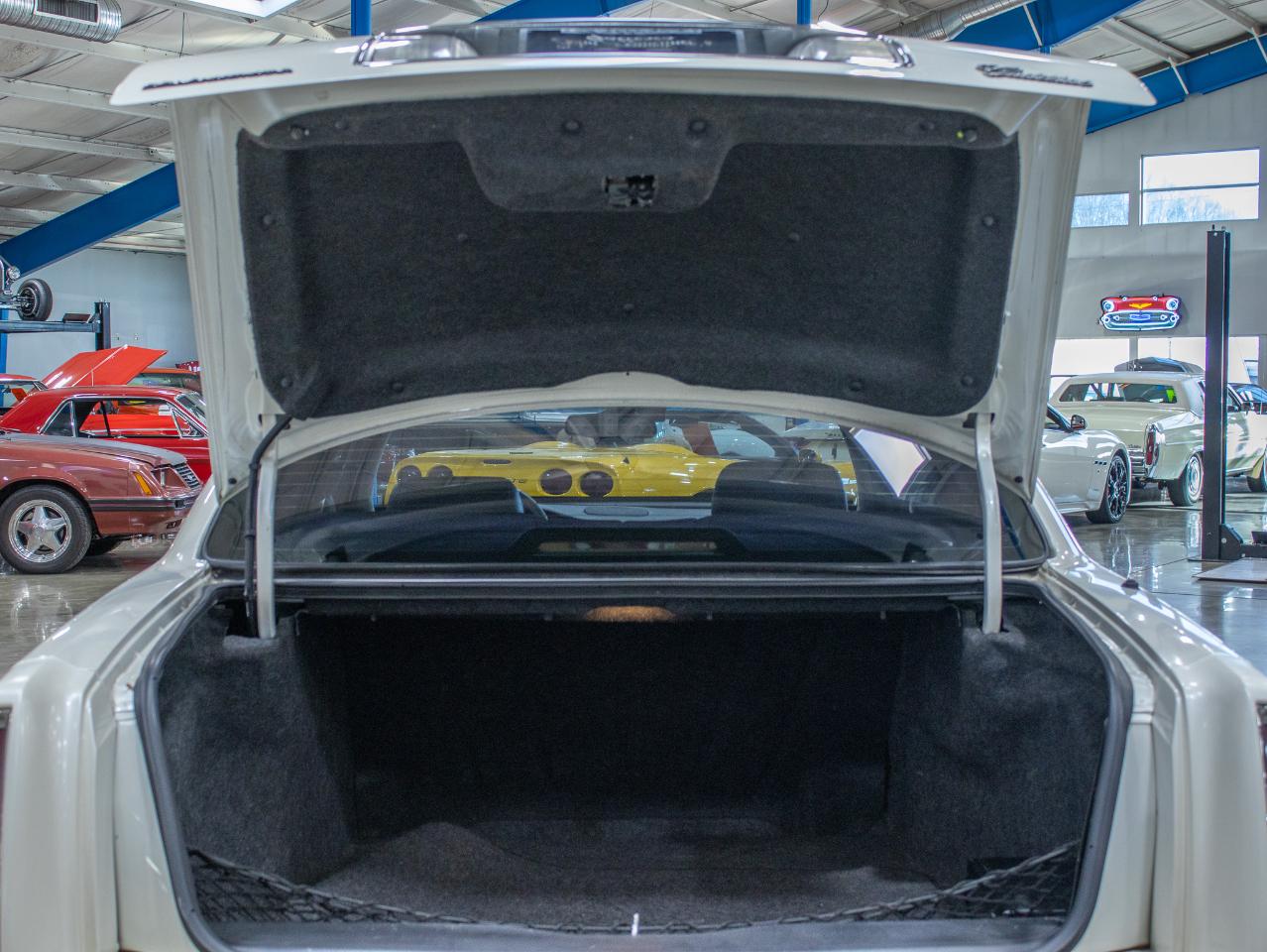 Cadillac DeVille 4dr Sdn 1998