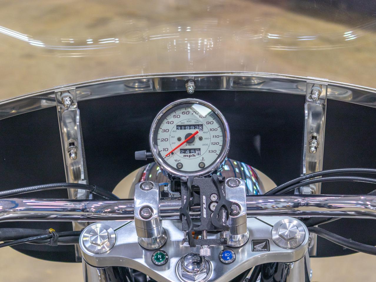 Honda VT1100C2  2006