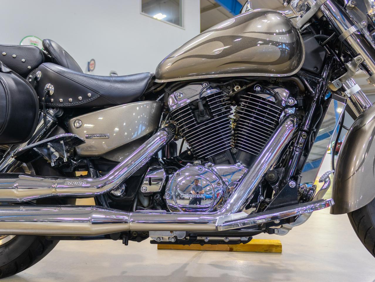 Honda VT1100C2  2006