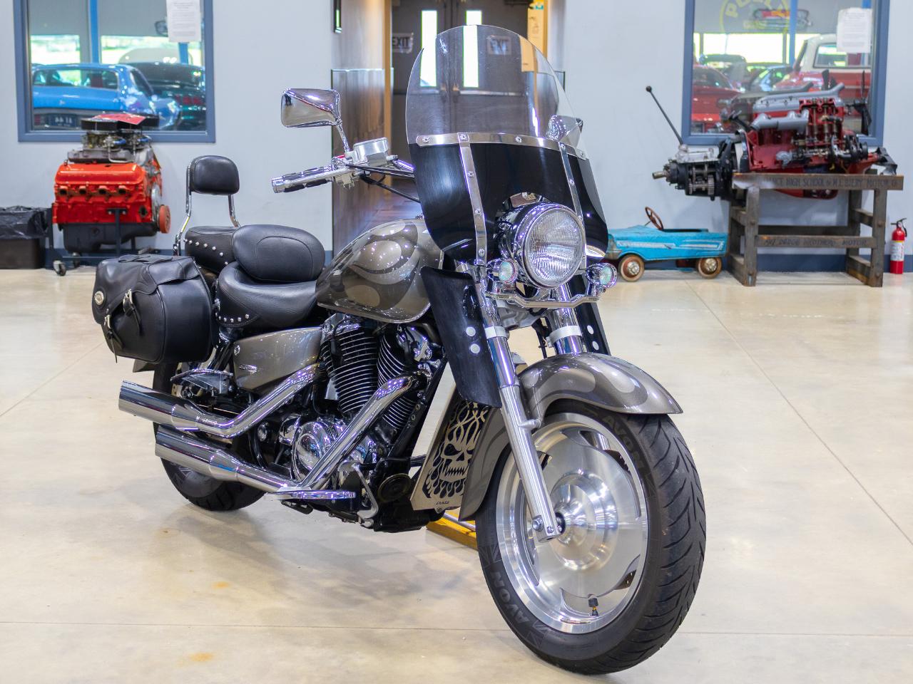 2006 Honda VT1100C2 