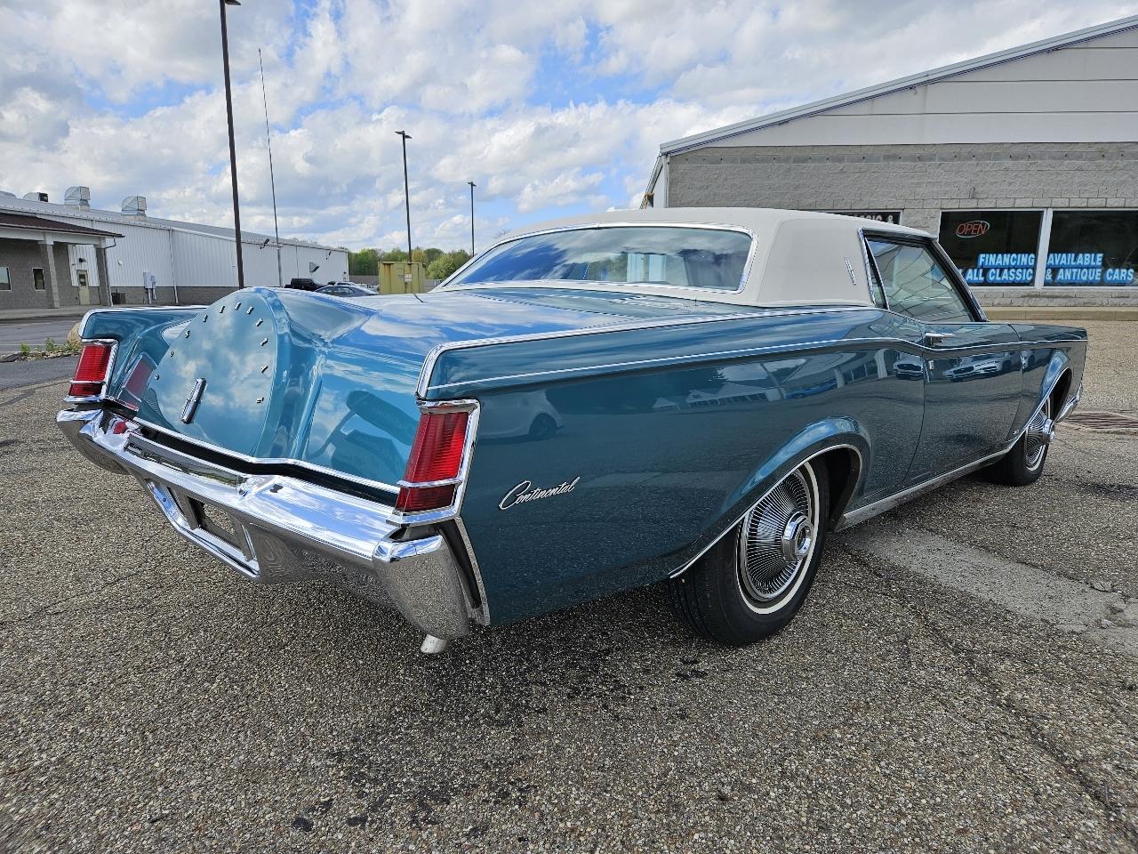 Lincoln Continental Mark III  1969
