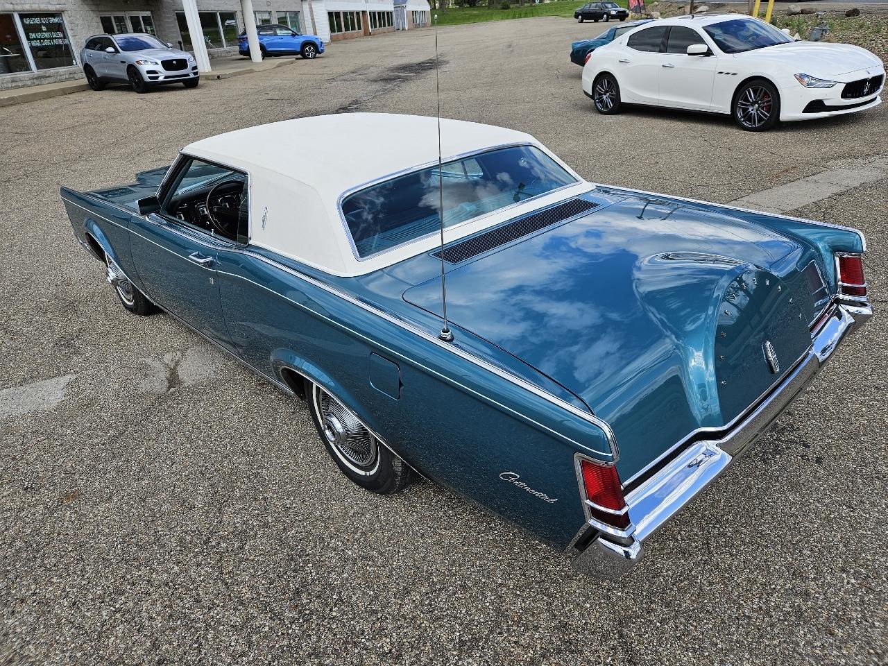 Lincoln Continental Mark III  1969