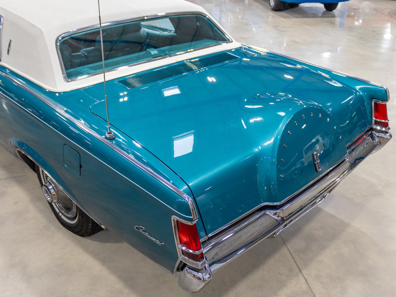 Lincoln Continental Mark III  1969