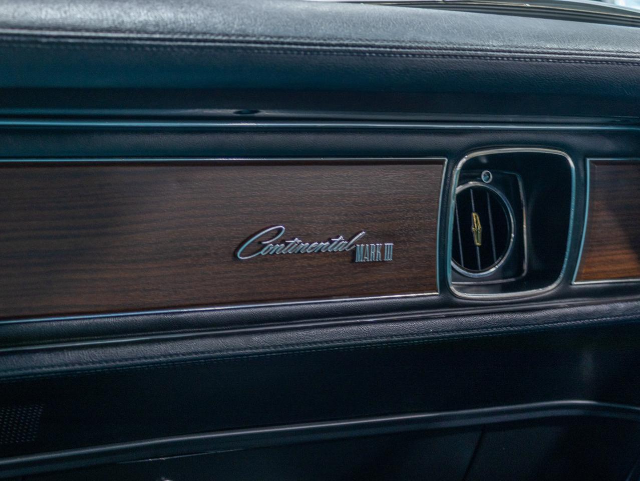 Lincoln Continental Mark III  1969